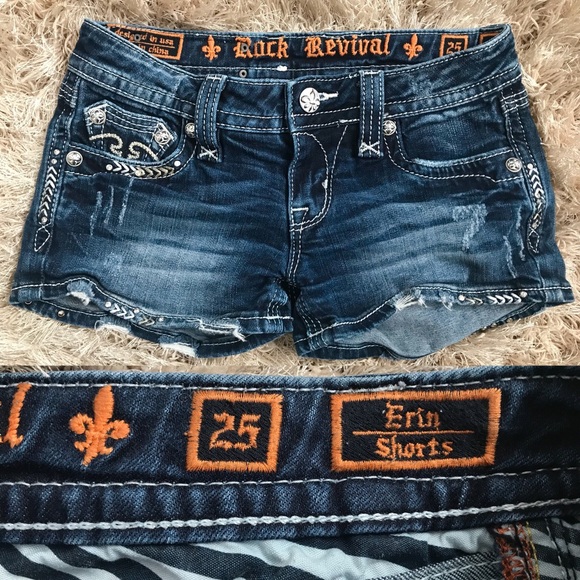 Rock Revival Pants - NWOT Rock Revival Erin Distressed Shorts